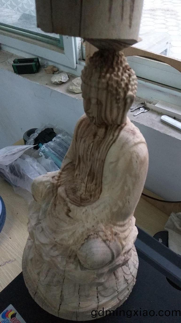 木(mu)工擺(bai)件鵰(diao)刻樣品展(zhan)示
